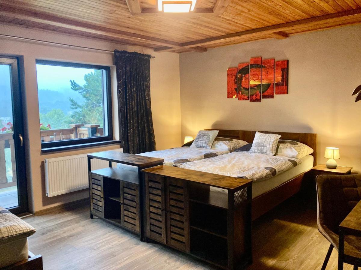 Apartmany Na Vysluni Ceske Svycarsko Jiretin pod Jedlovou Exterior photo
